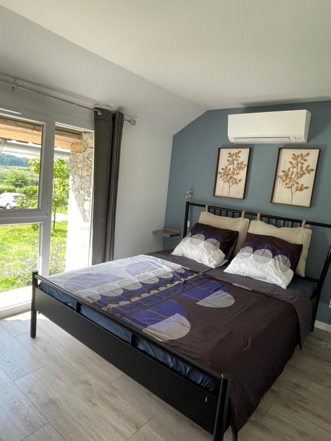 Domaine Ravy-Lilas Saint-Symphorien-sur-Saone Bagian luar foto